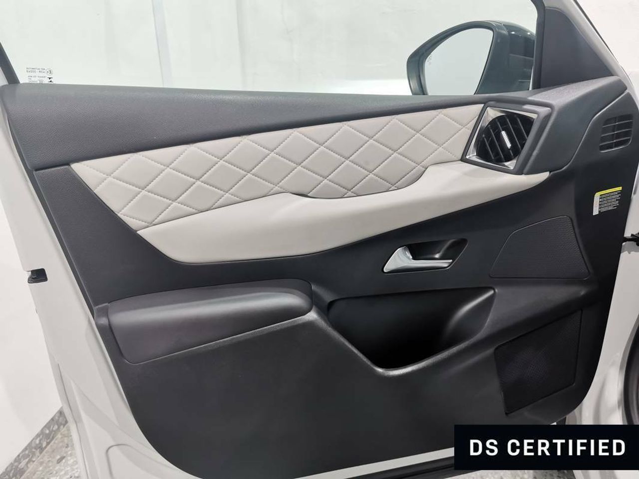 Foto DS Automobiles DS 3 15