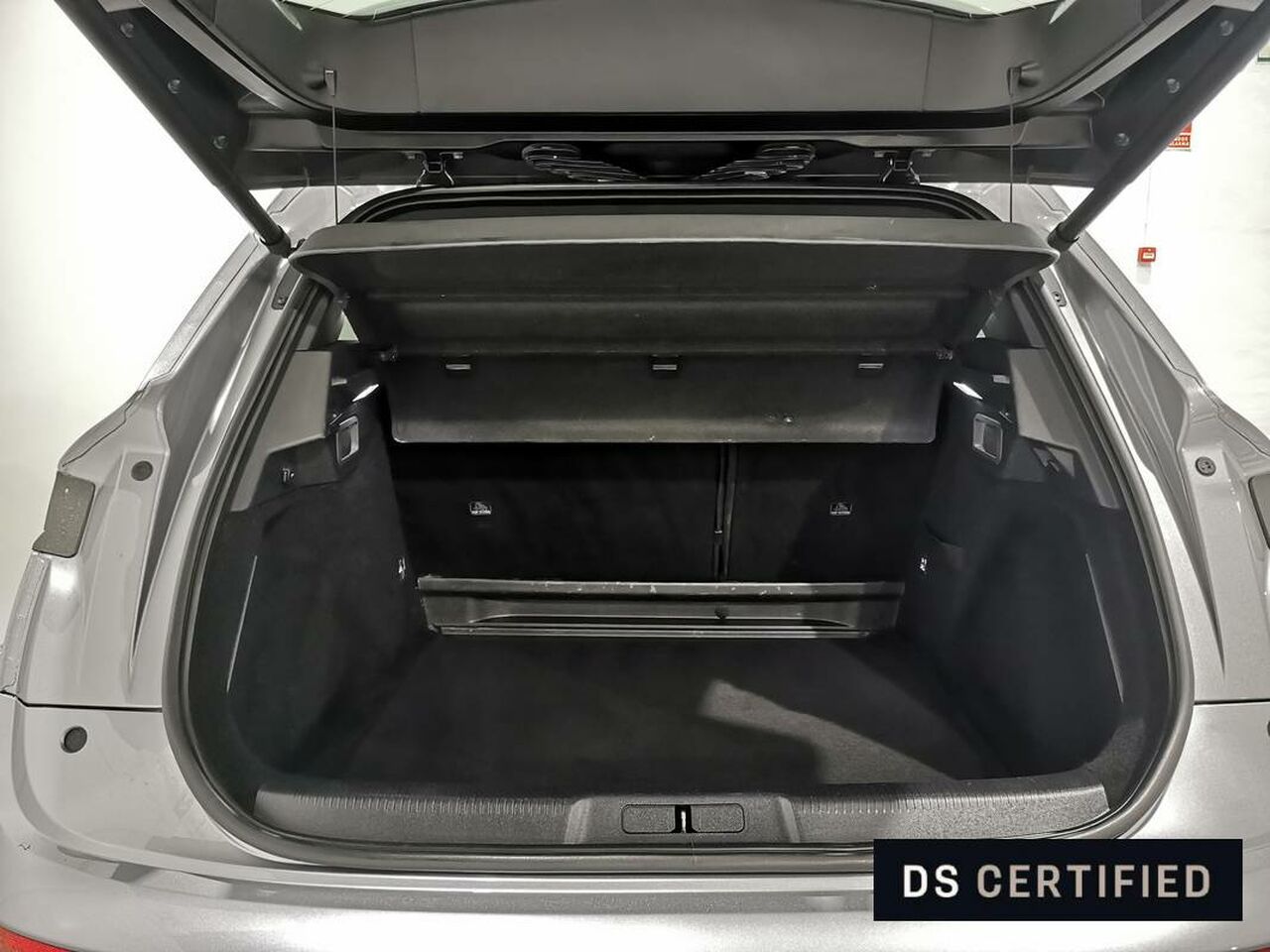 Foto DS Automobiles DS 7 7