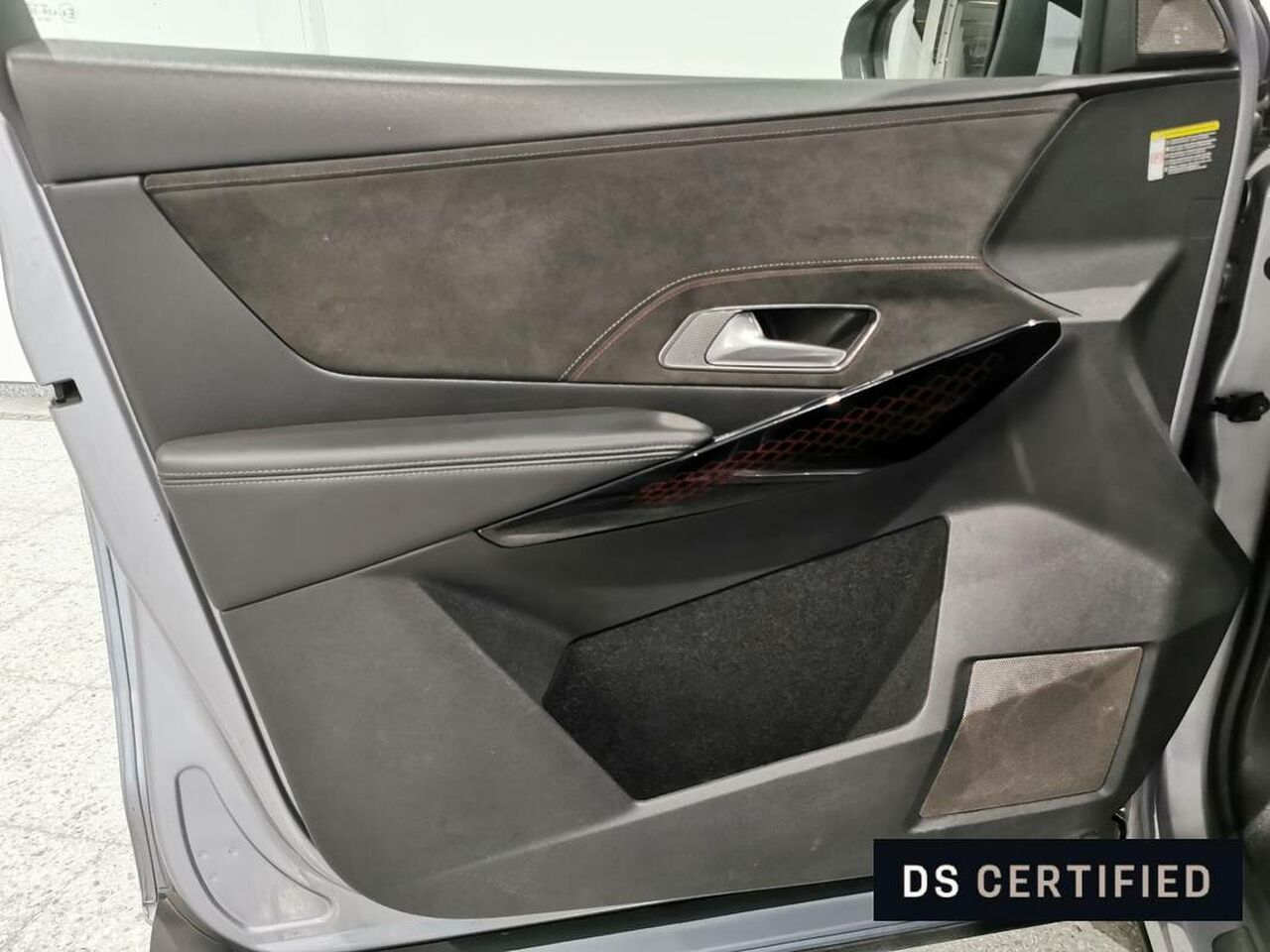 Foto DS Automobiles DS 7 17