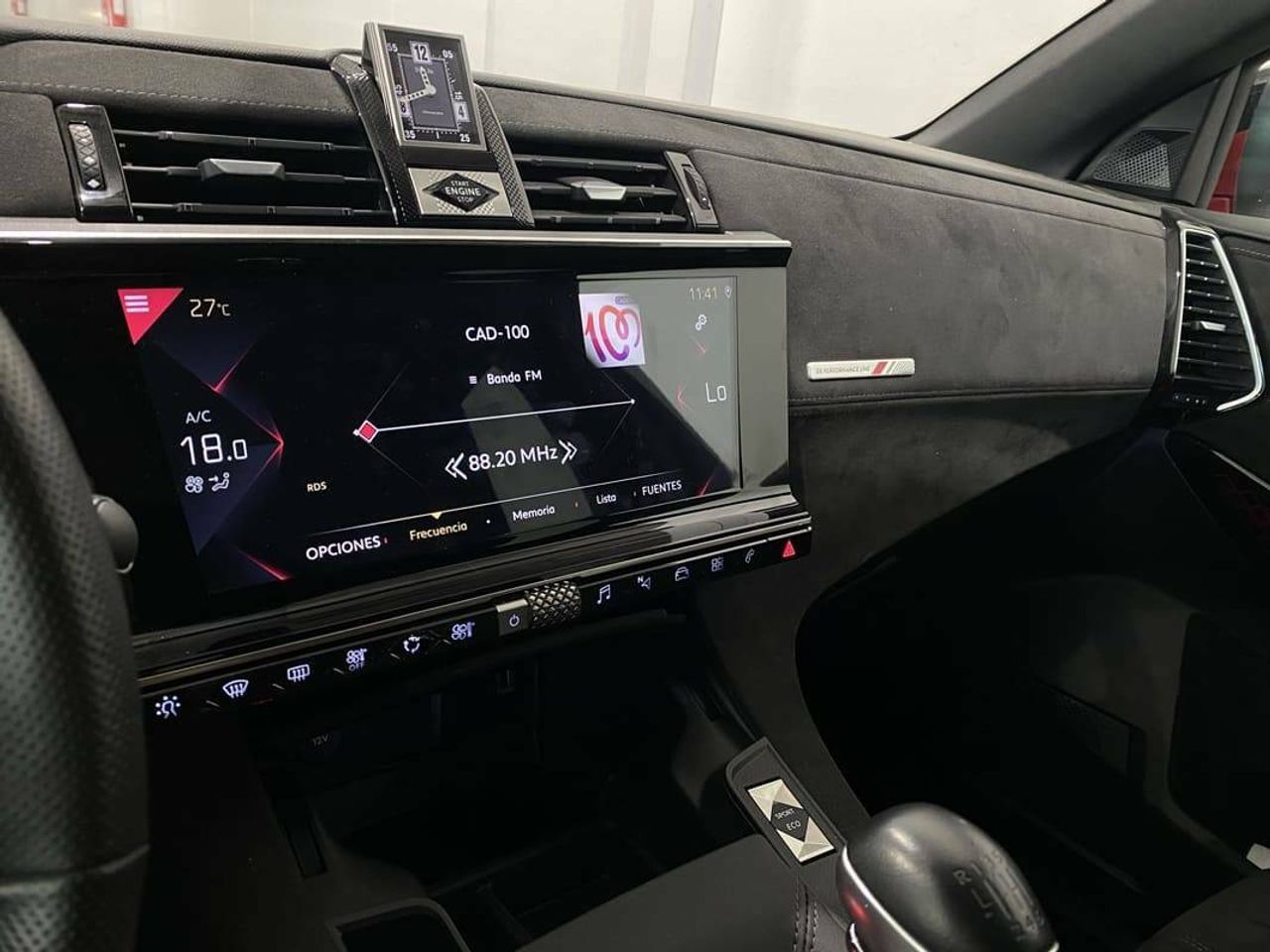 Foto DS Automobiles DS 7 8