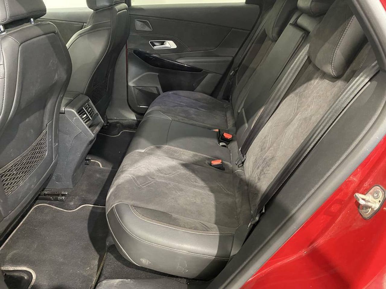 Foto DS Automobiles DS 7 20
