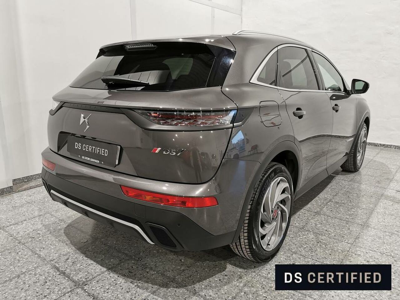 Foto DS Automobiles DS 7 7