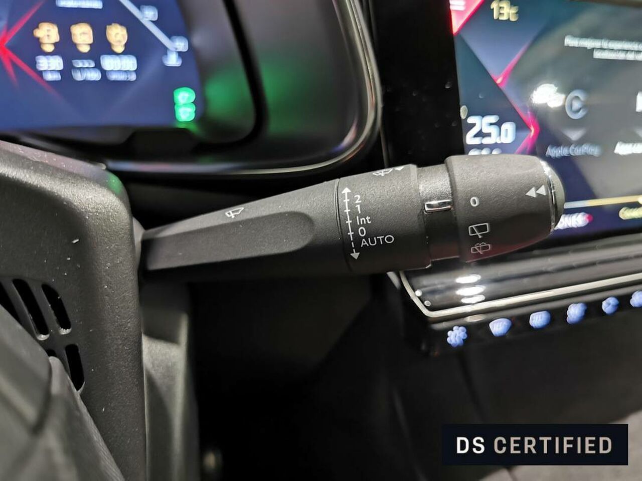 Foto DS Automobiles DS 7 32