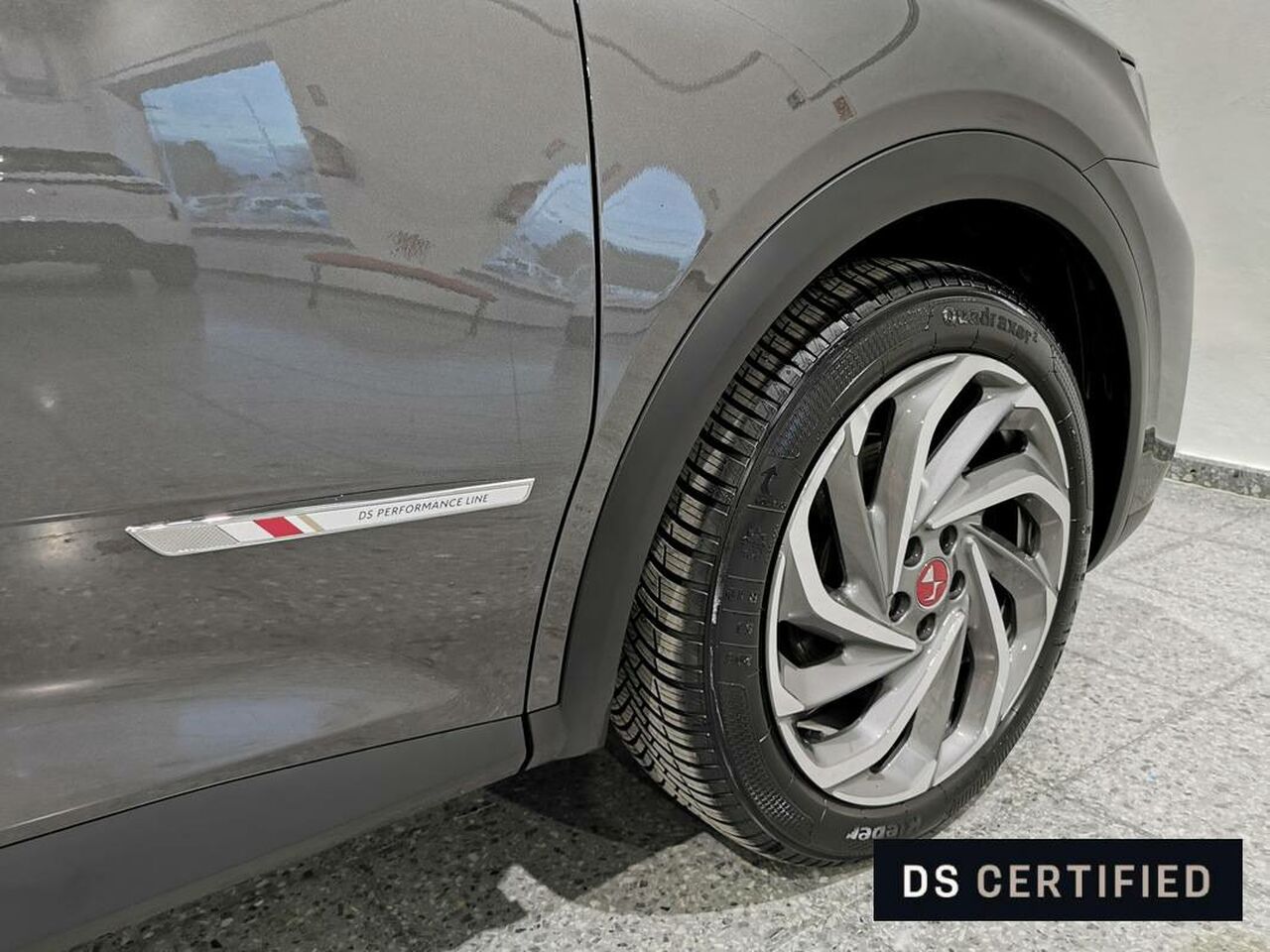 Foto DS Automobiles DS 7 38