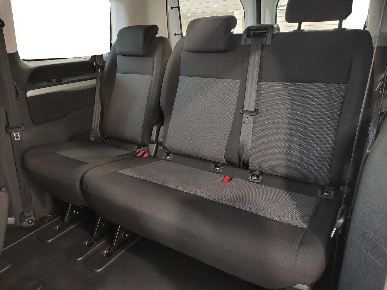 Foto Toyota Proace 12