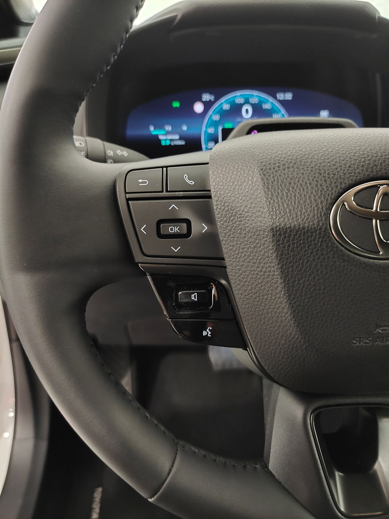 Foto Toyota C-HR 16