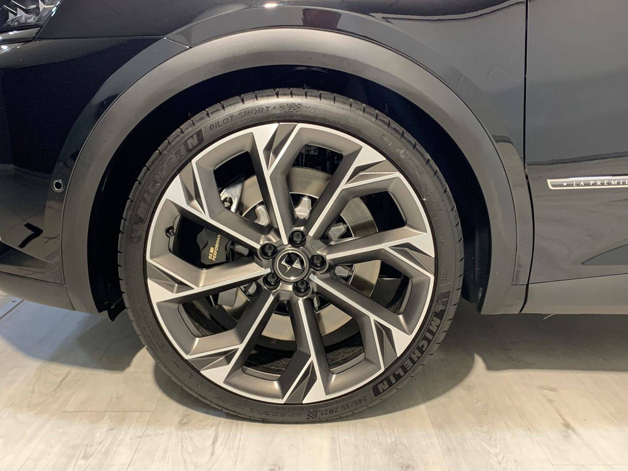 Foto DS Automobiles DS 7 11