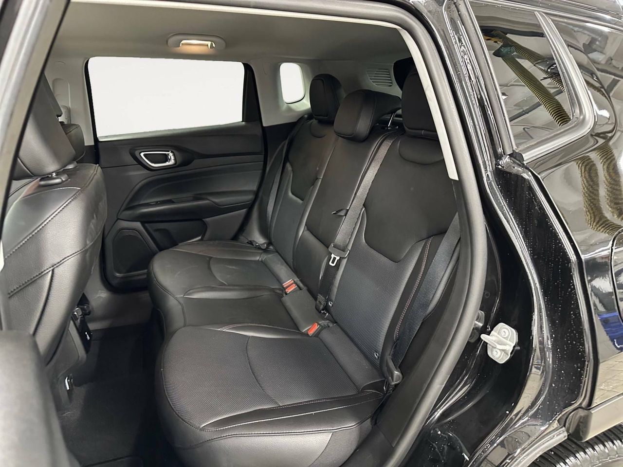 Foto Jeep Compass 11