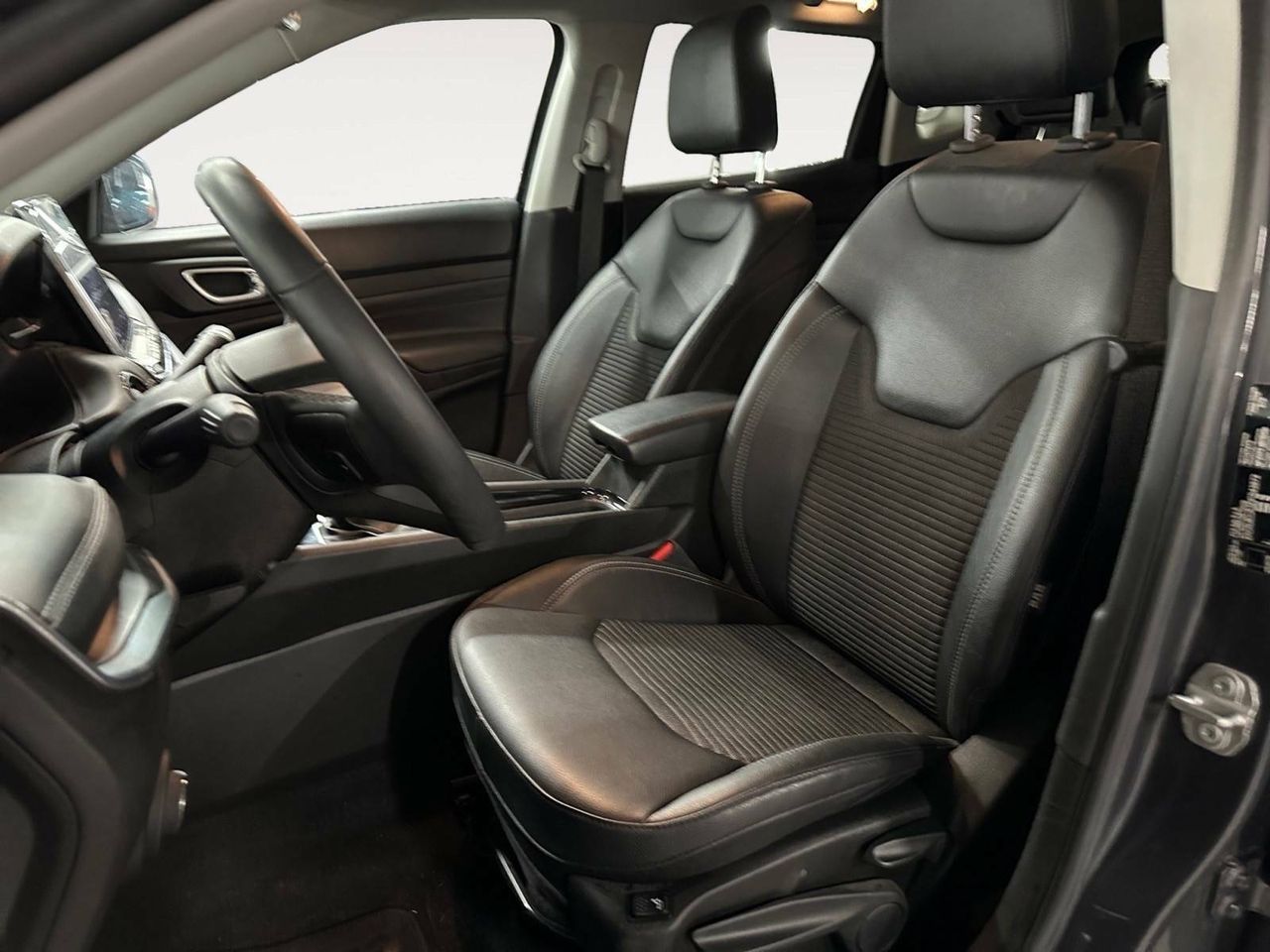 Foto Jeep Compass 10
