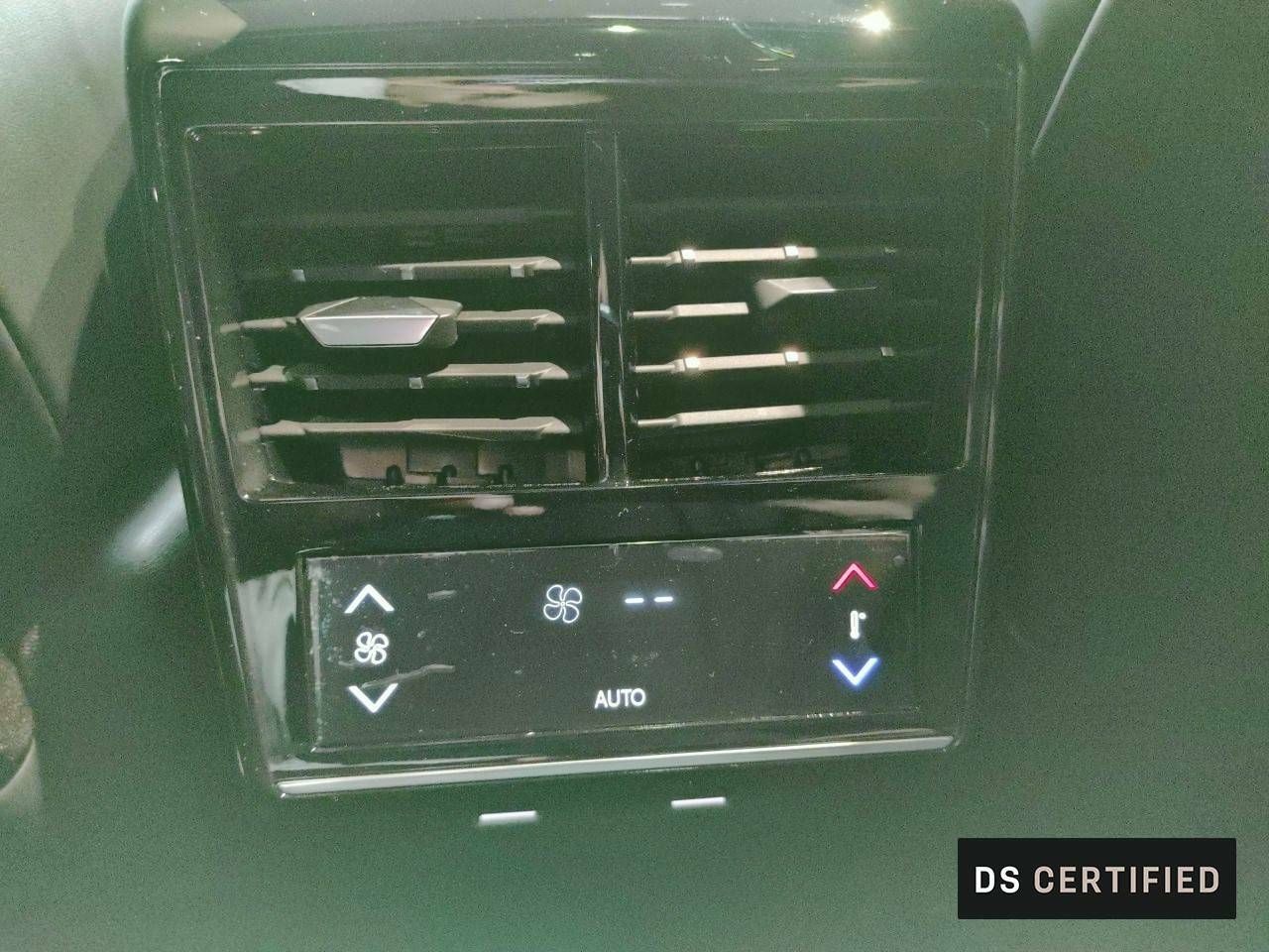 Foto DS Automobiles DS 7 12