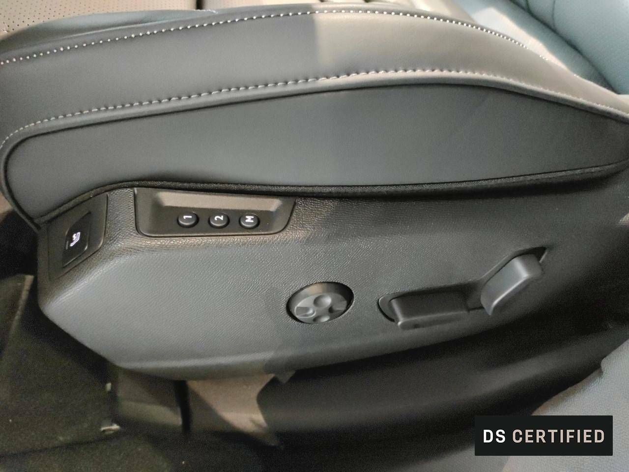 Foto DS Automobiles DS 7 14