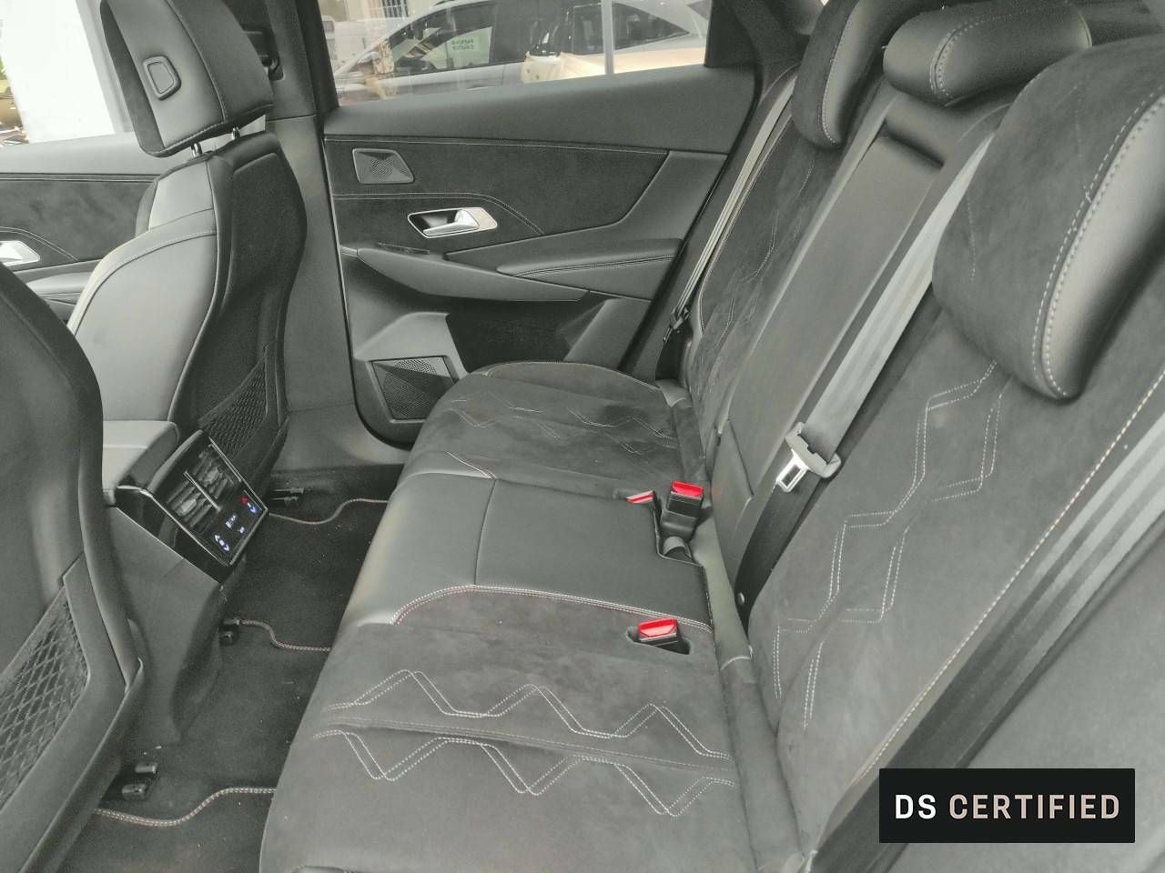 Foto DS Automobiles DS 7 10