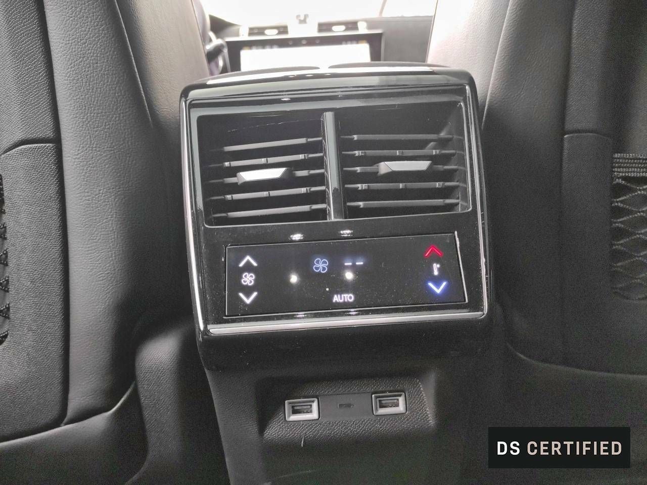 Foto DS Automobiles DS 7 19