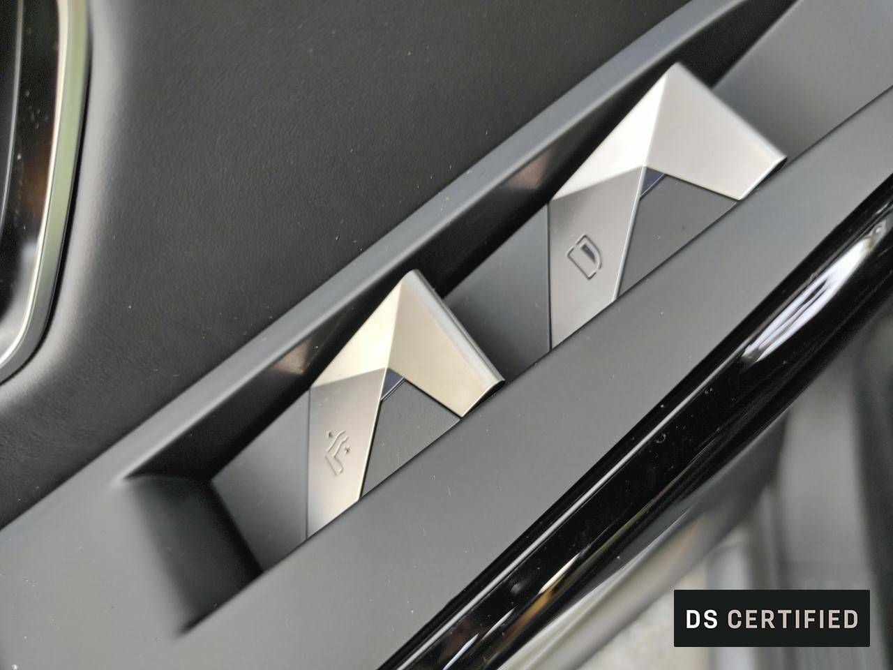 Foto DS Automobiles DS 7 12