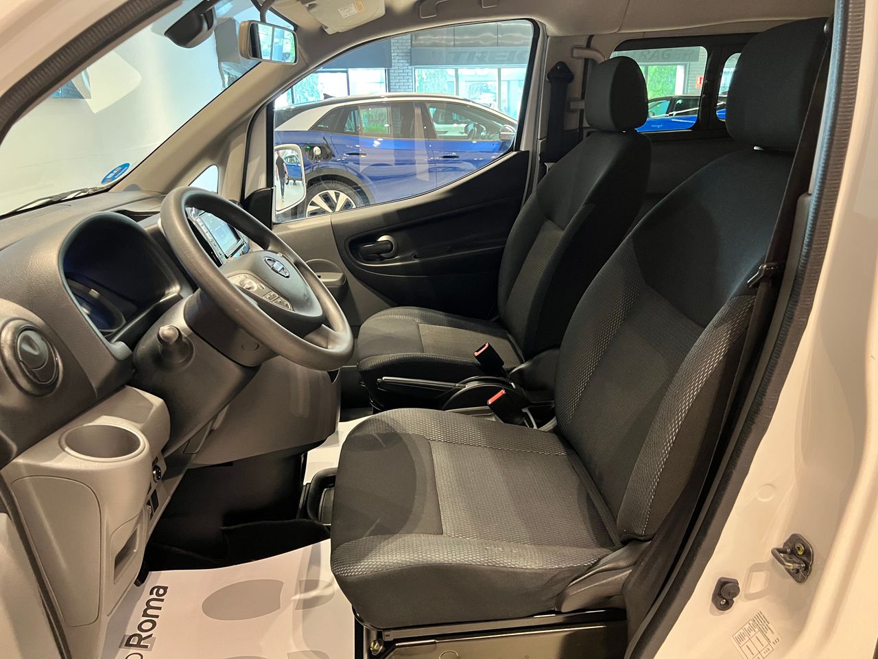 Foto Nissan e-NV200 11