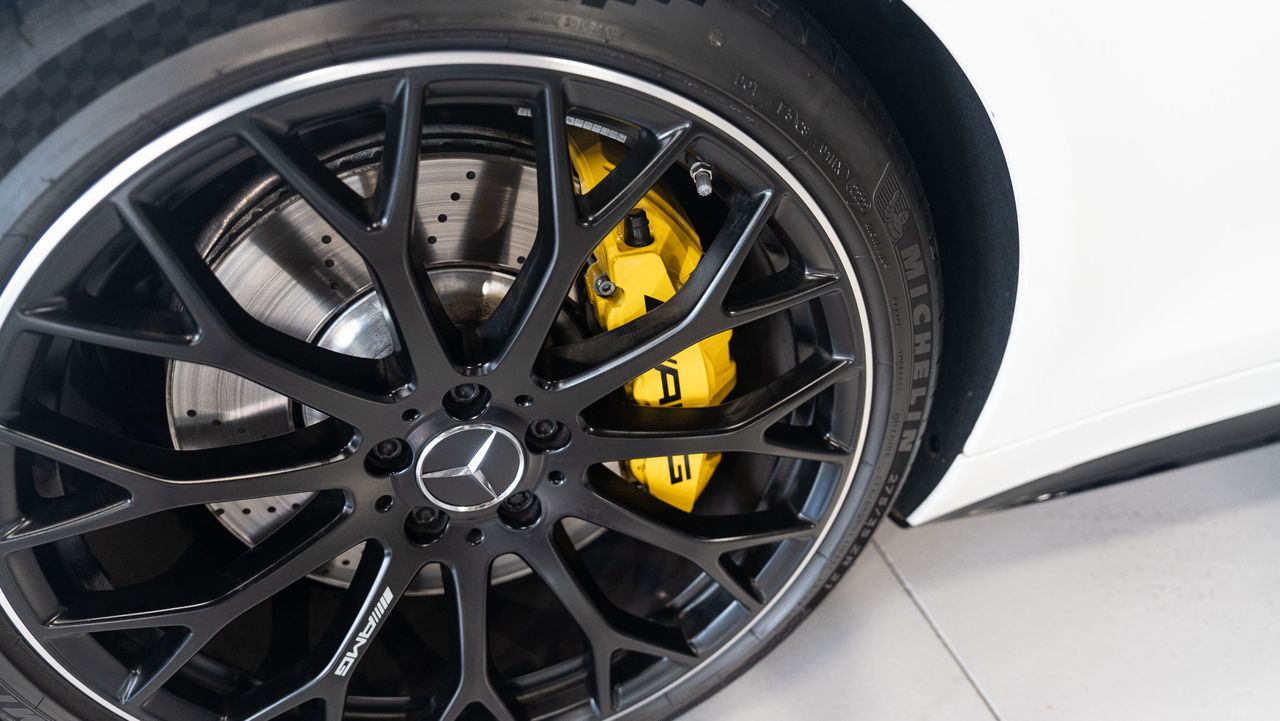Foto Mercedes-Benz AMG SL 28