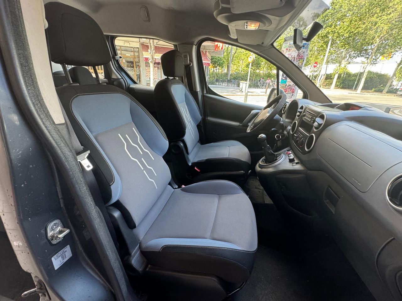 Foto Peugeot Partner 6