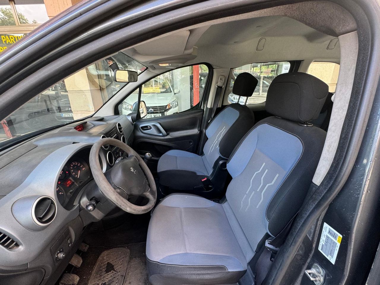 Foto Peugeot Partner 11