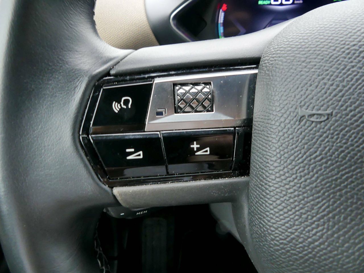 Foto DS Automobiles DS 3 19