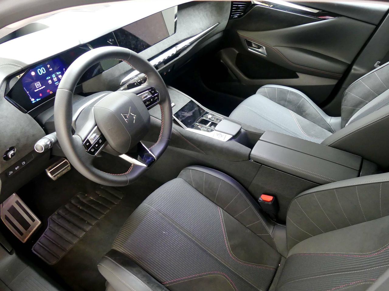 Foto DS Automobiles DS 4 15