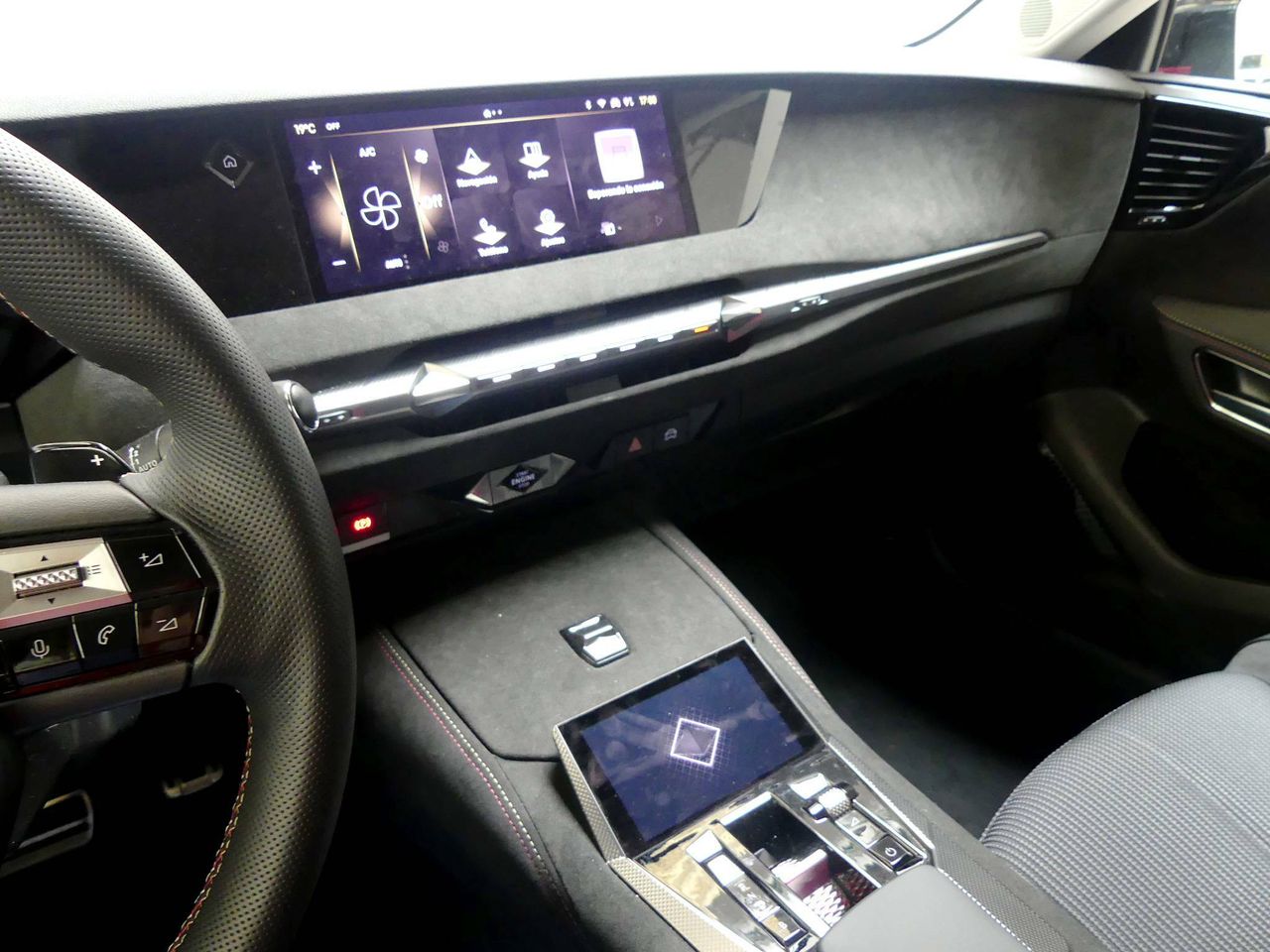Foto DS Automobiles DS 4 22