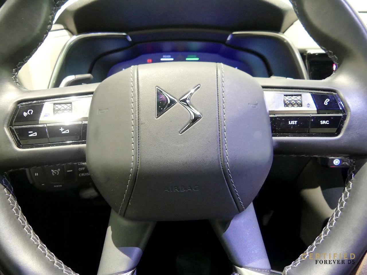 Foto DS Automobiles DS 7 17