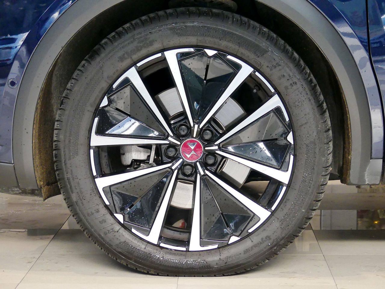 Foto DS Automobiles DS 7 5