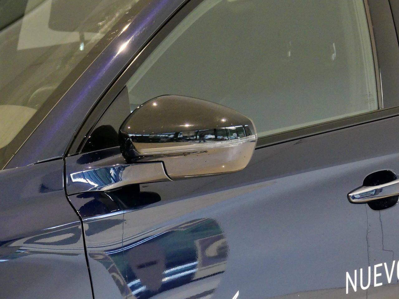 Foto DS Automobiles DS 7 9