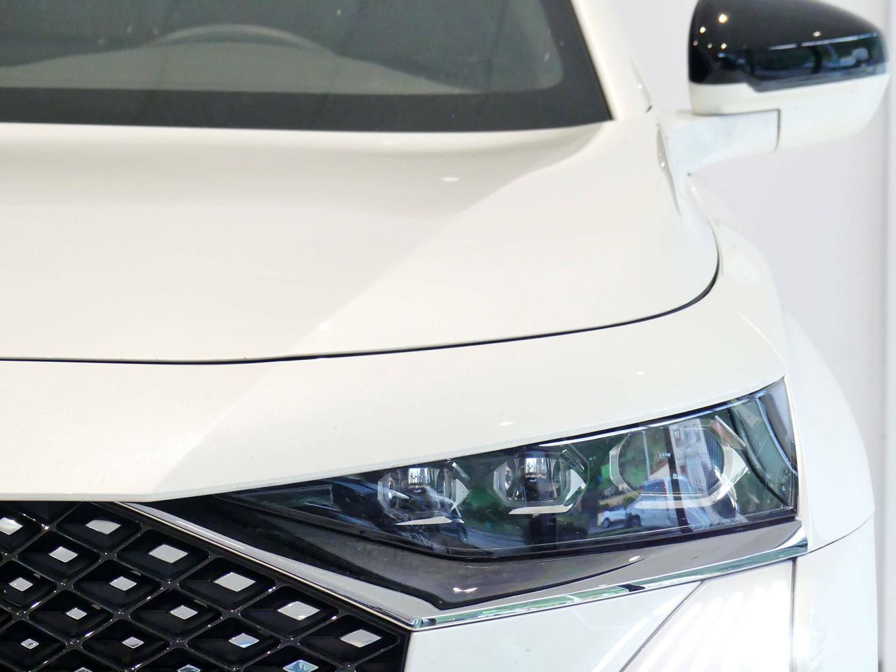Foto DS Automobiles DS 7 11