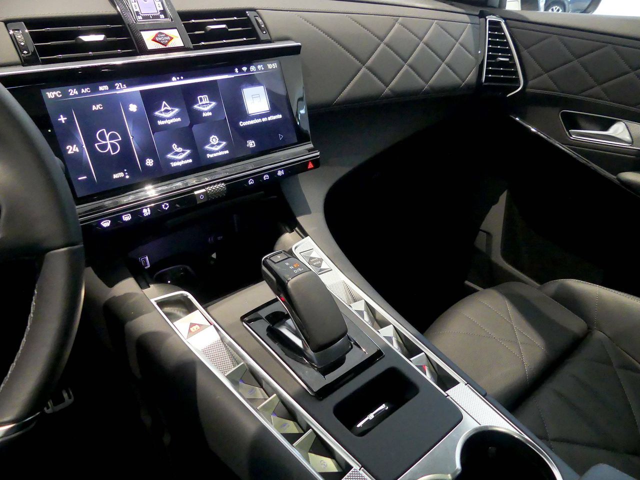 Foto DS Automobiles DS 7 21