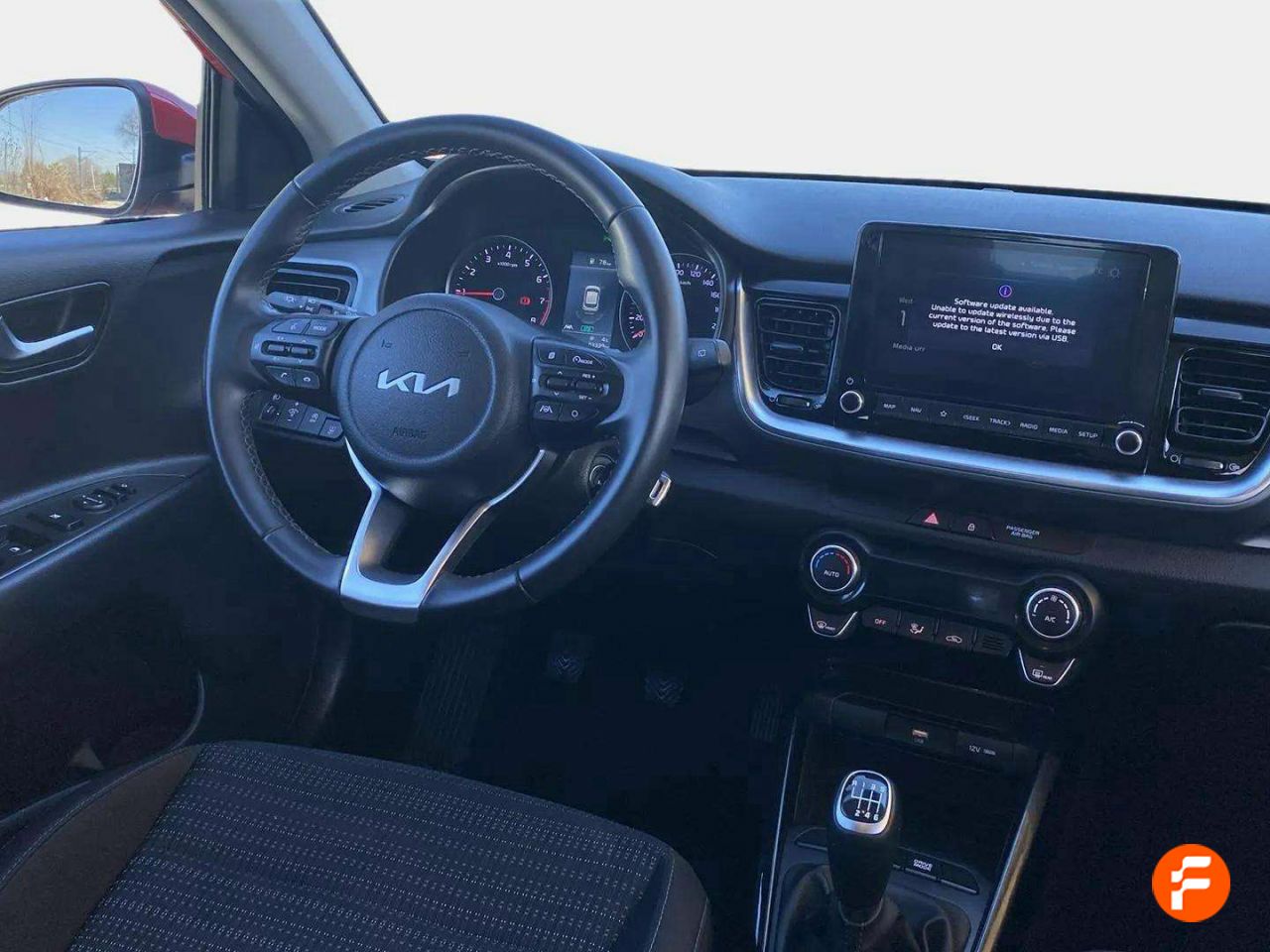 Foto Kia Stonic 13