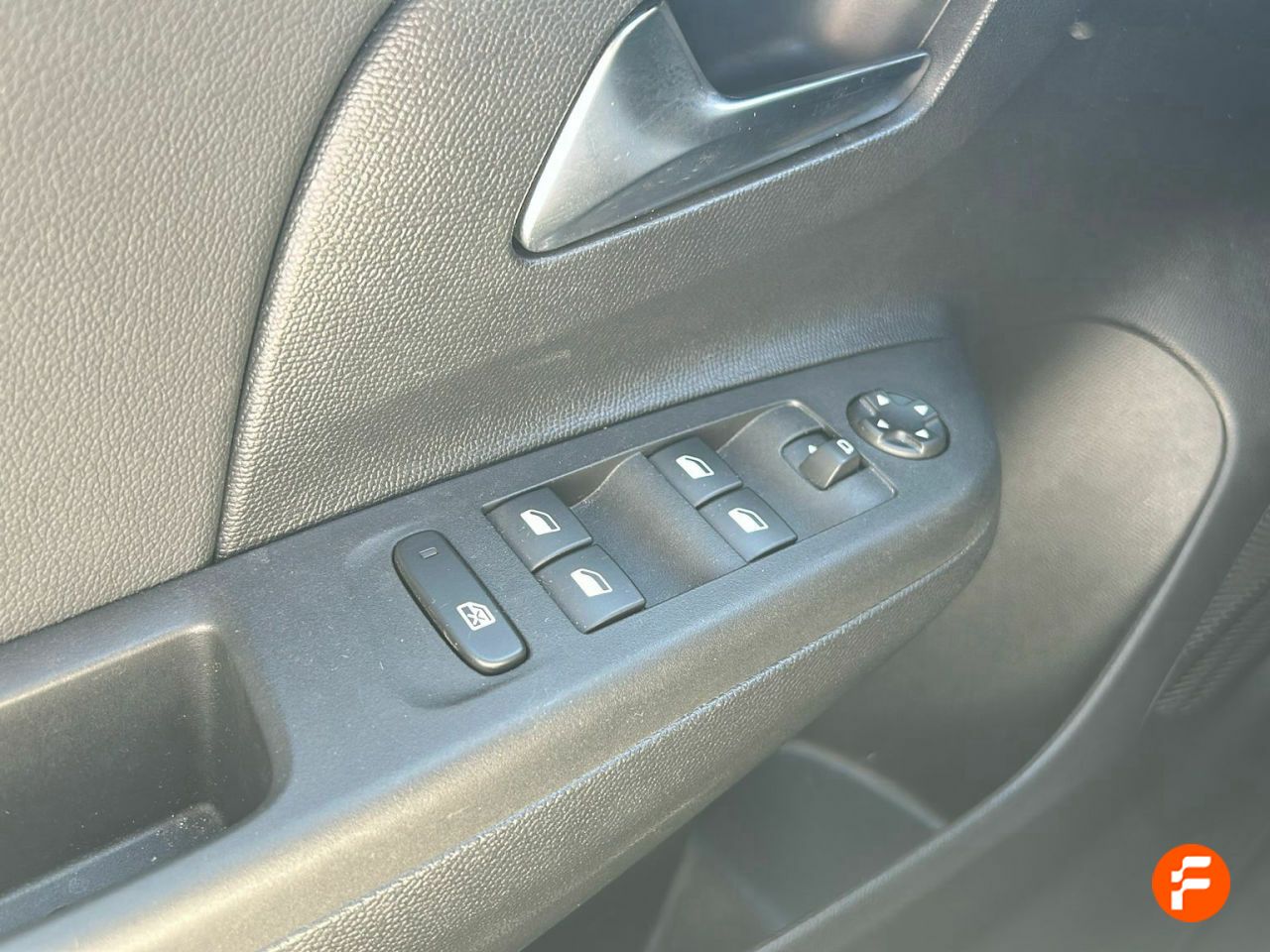 Foto Opel Corsa 14