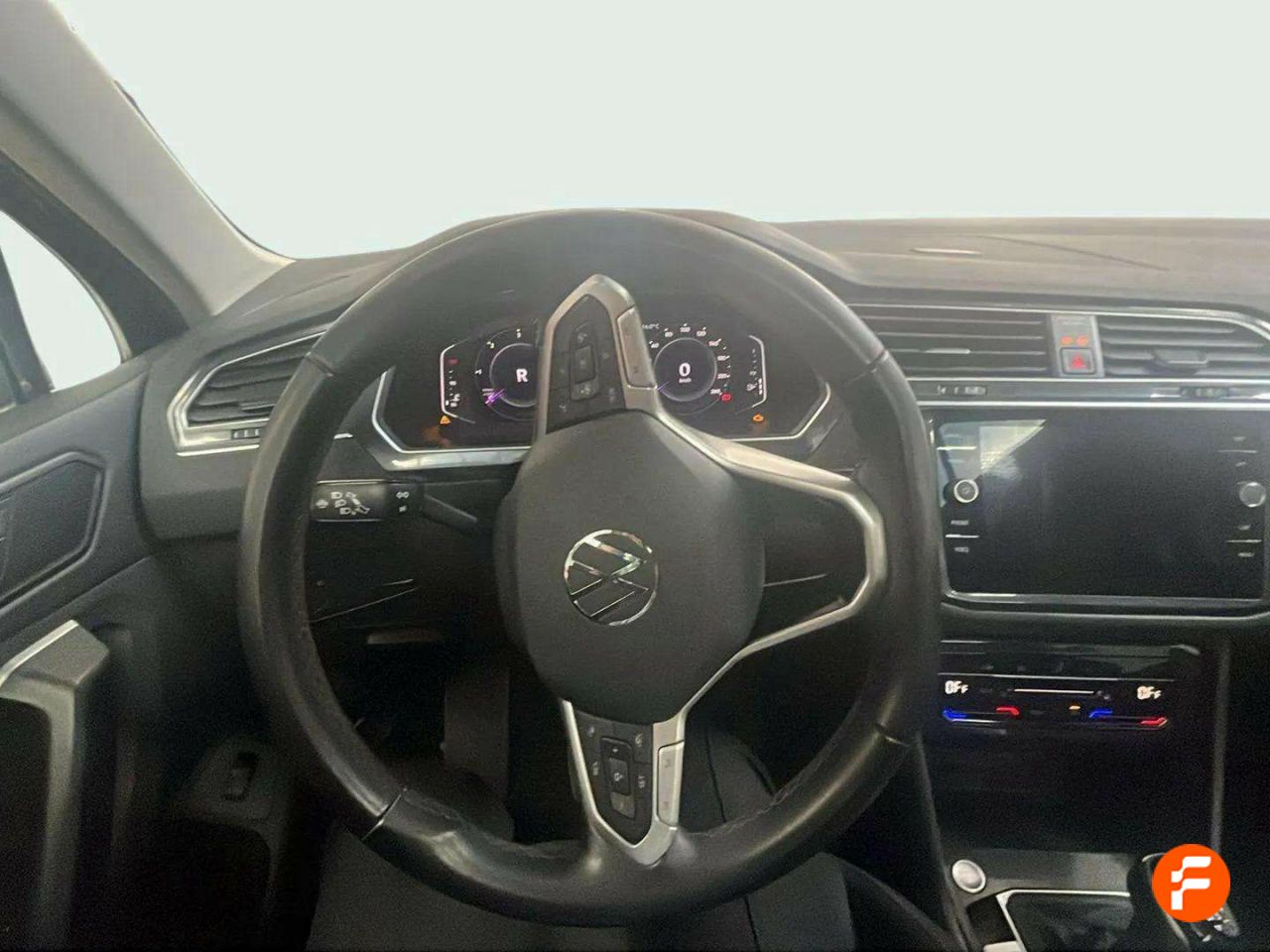 Foto Volkswagen Tiguan 9