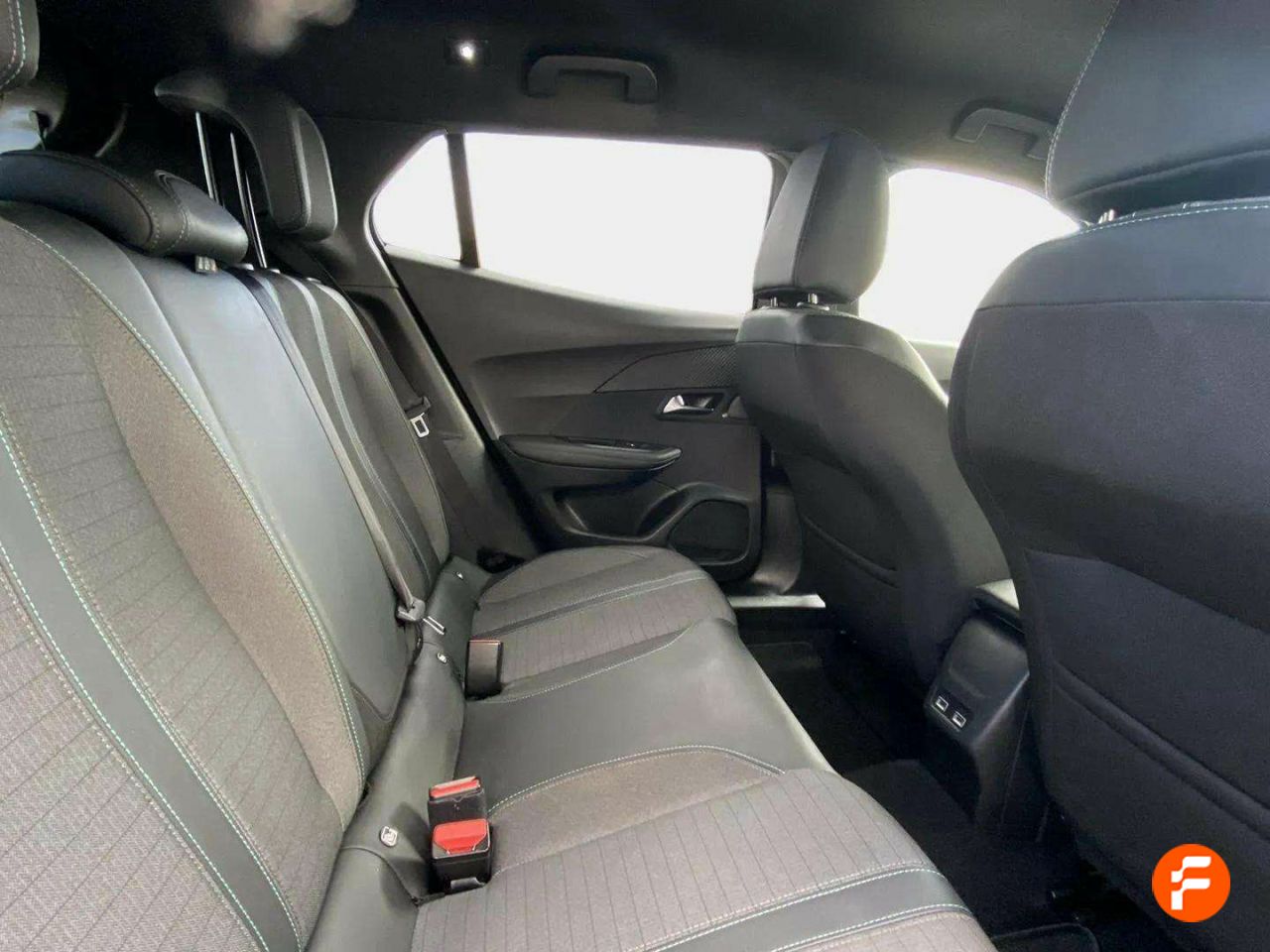 Foto Peugeot 2008 15