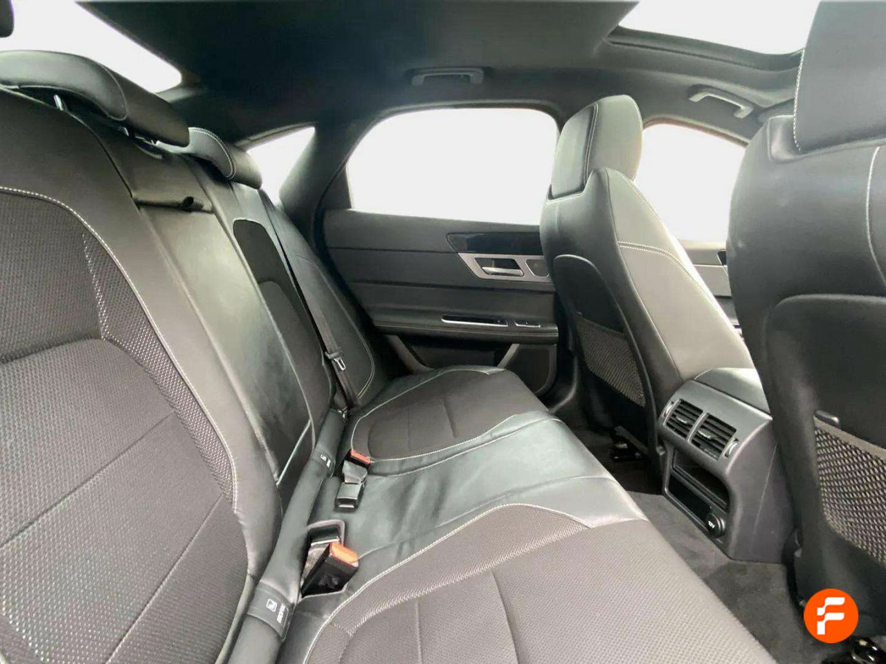 Foto Jaguar XF 15