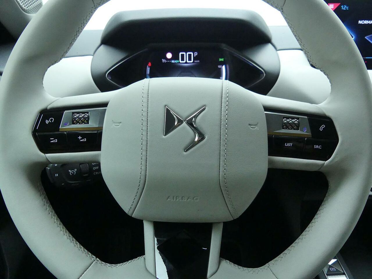 Foto DS Automobiles DS 3 19