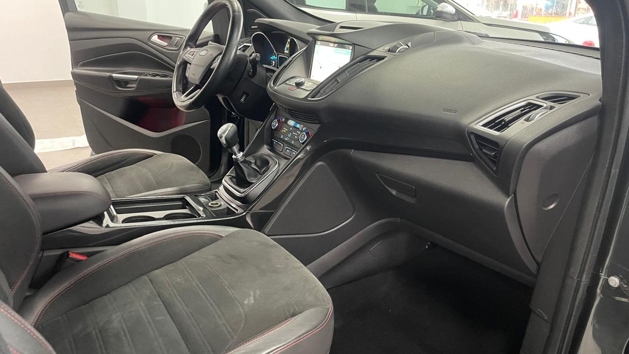Foto Ford Kuga 17