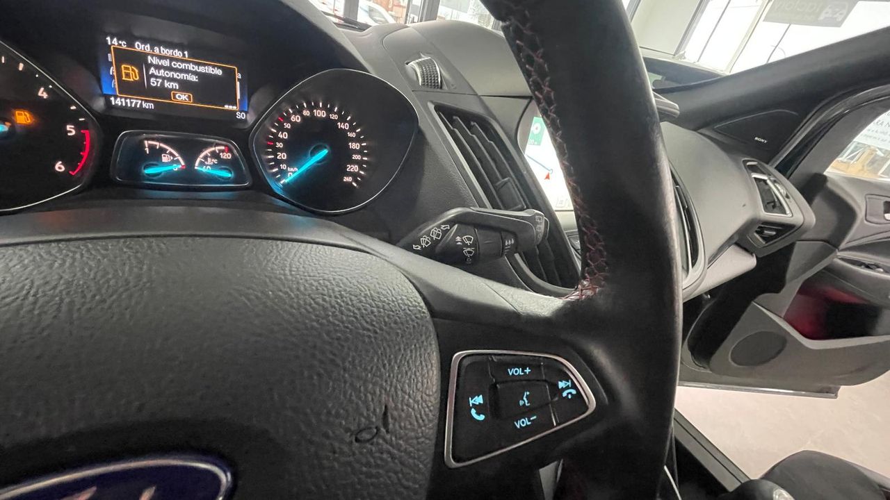 Foto Ford Kuga 31
