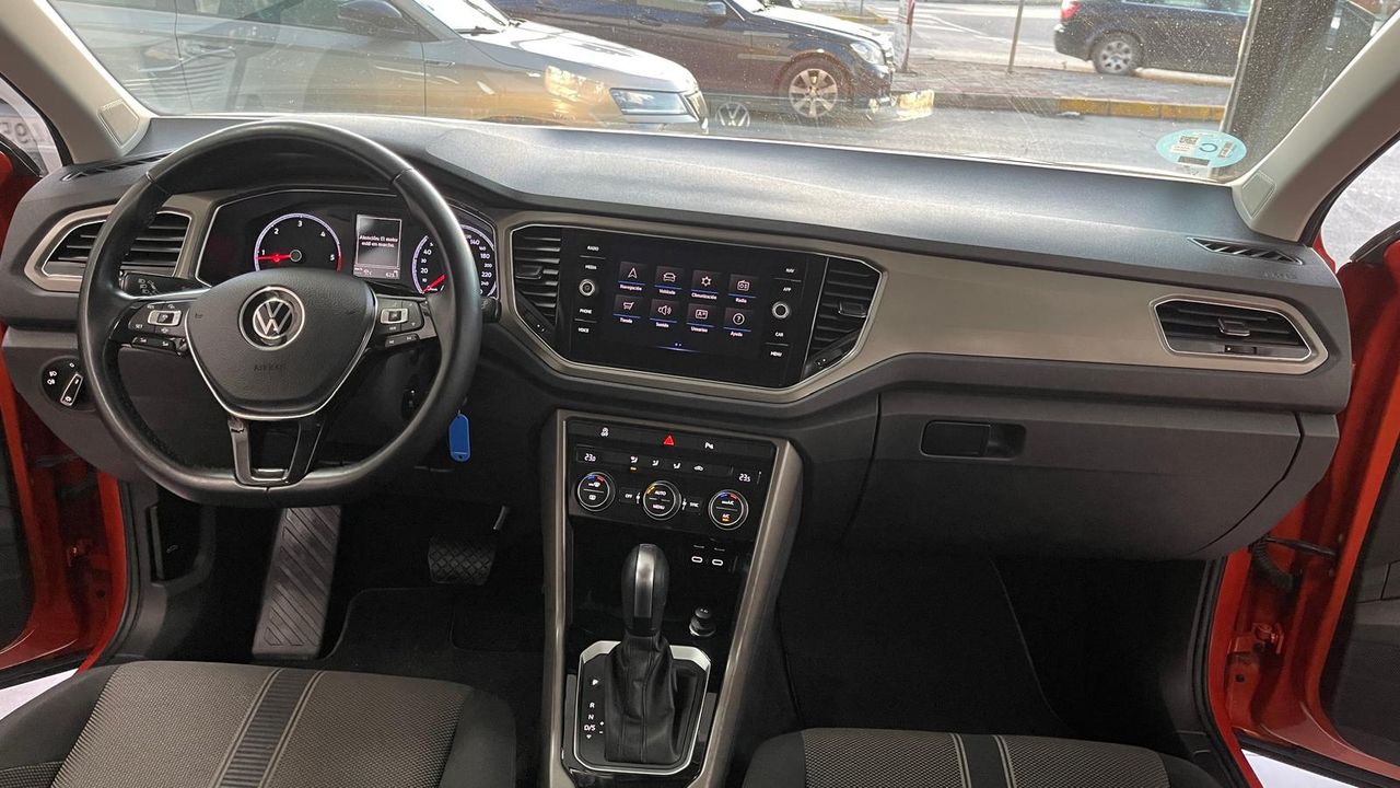 Foto Volkswagen T-Roc 5