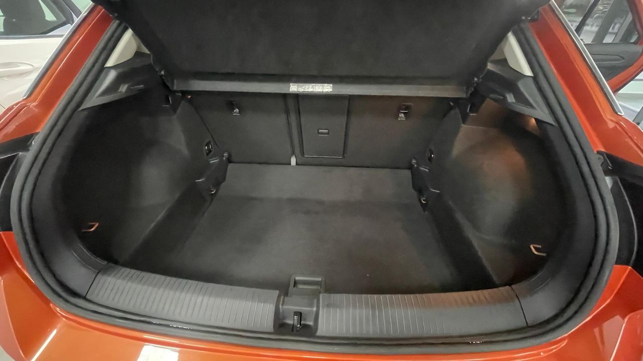 Foto Volkswagen T-Roc 9