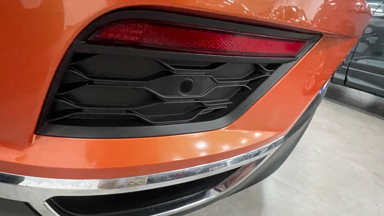 Foto Volkswagen T-Roc 15