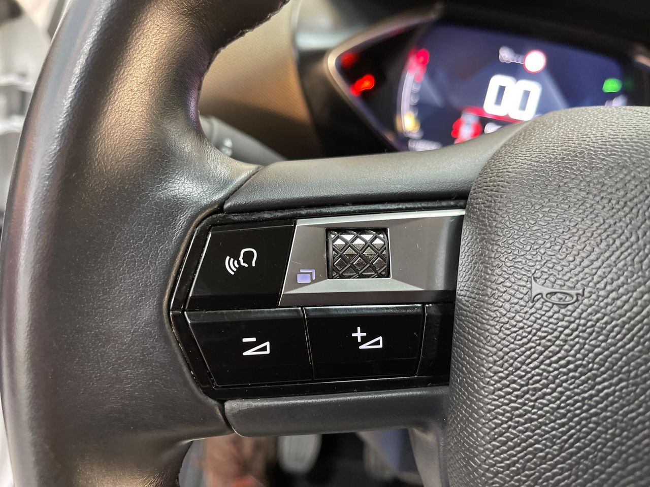 Foto DS Automobiles DS 3 20