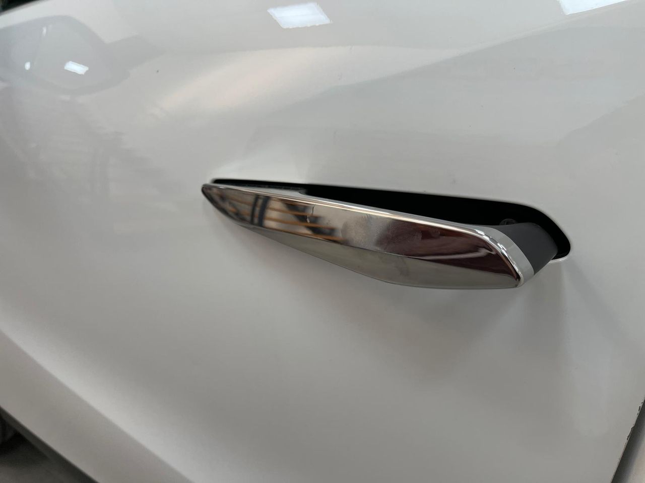 Foto DS Automobiles DS 3 30