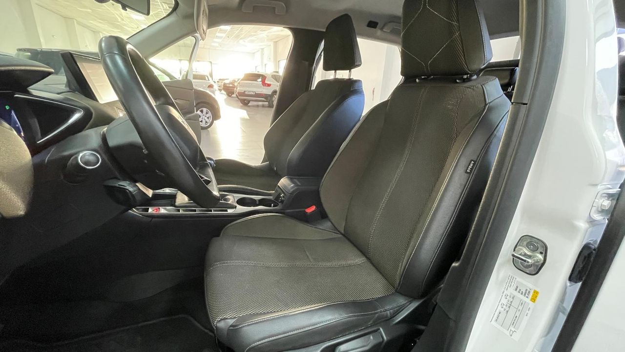 Foto DS Automobiles DS 3 31