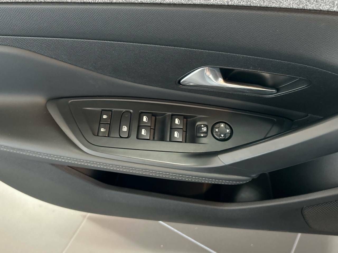 Foto Peugeot 308 19