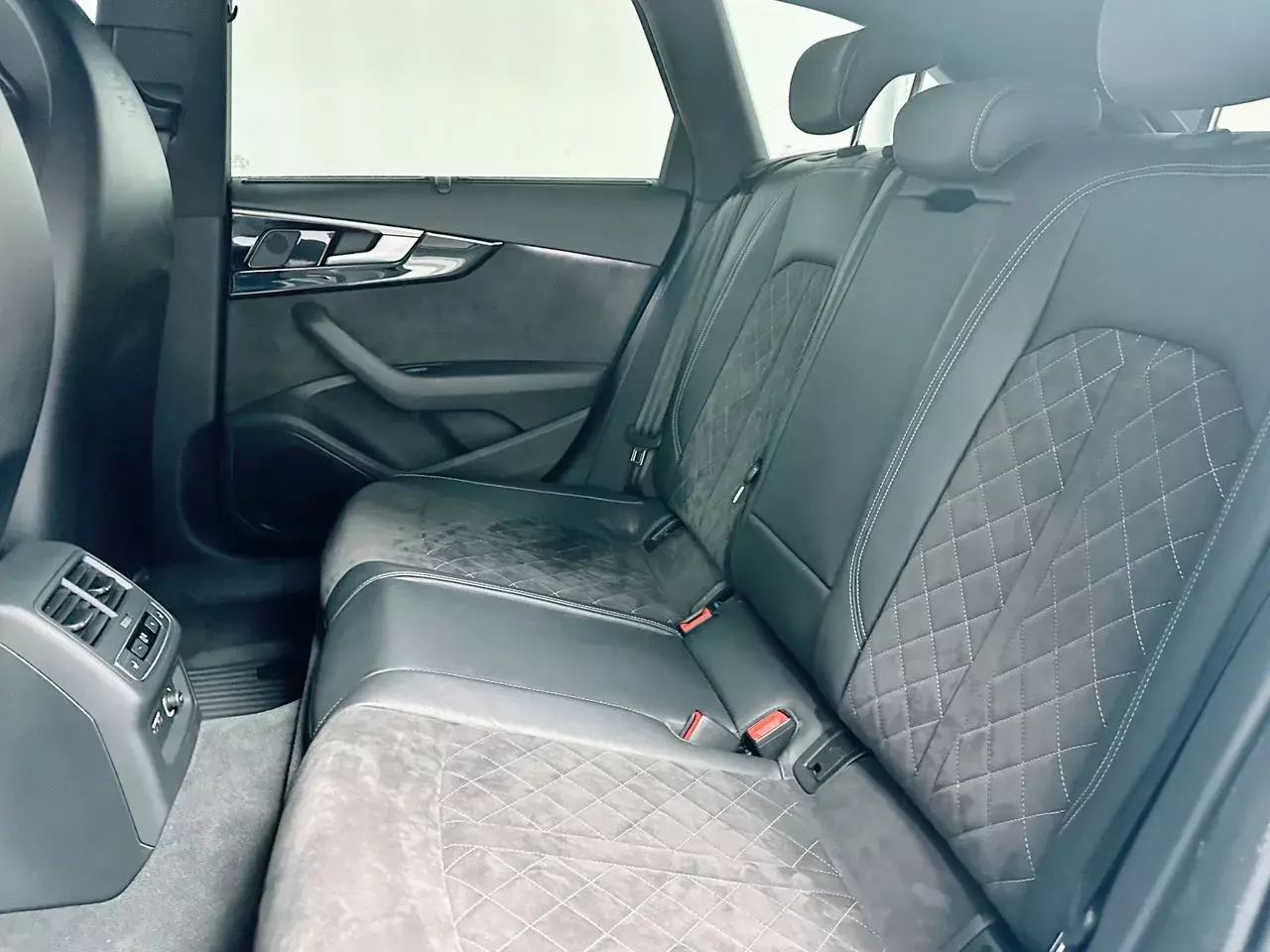 Foto Audi S4 6