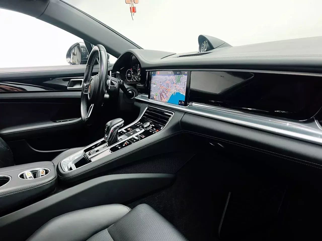 Foto Porsche Panamera 6