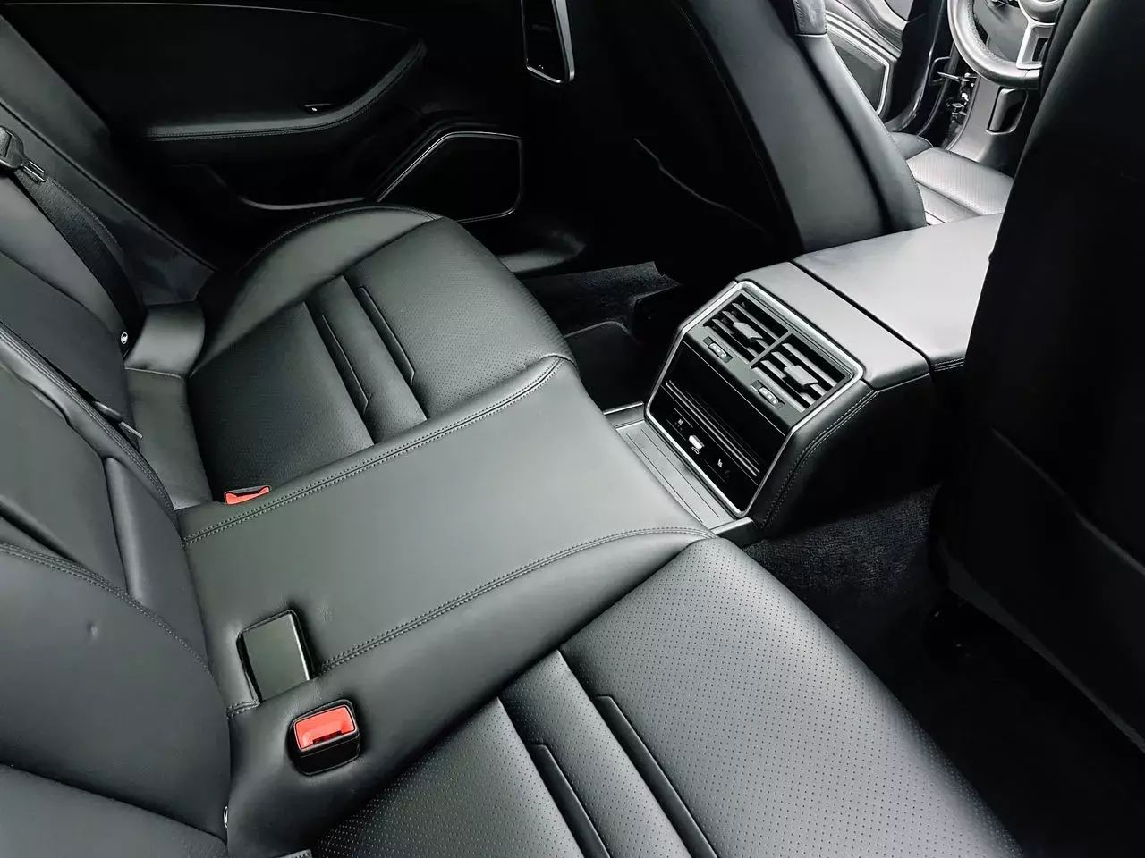 Foto Porsche Panamera 19