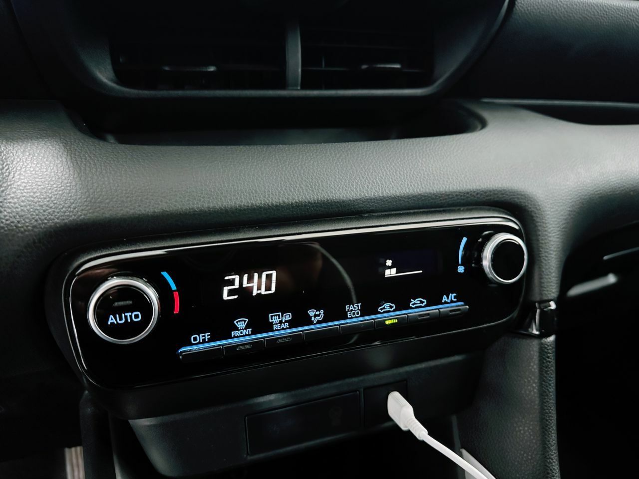 Foto Toyota Yaris 8