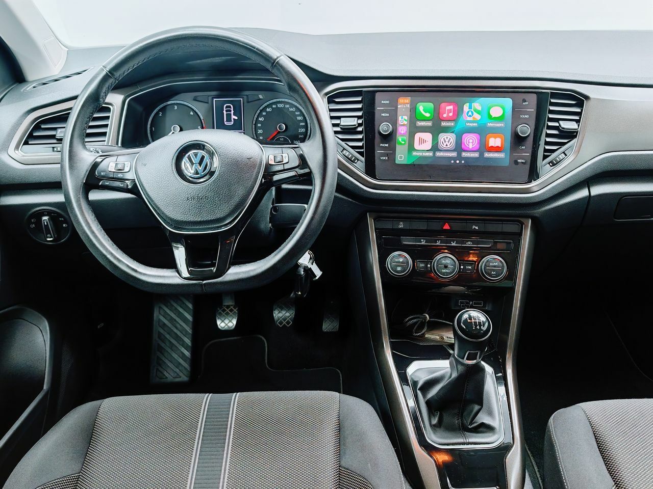 Foto Volkswagen T-Roc 2